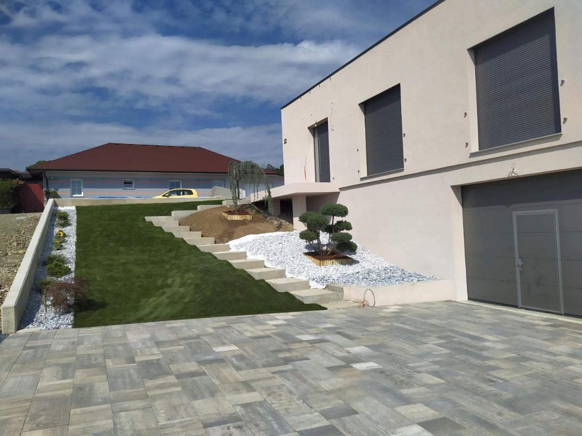 Place Near Casino Mond - Apartma Urska Sentilj Luaran gambar